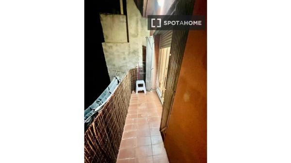 Apartamento entero de 2 dormitorios en Barcelona.