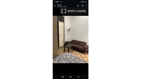 Quarto em apartamento compartilhado em Granada