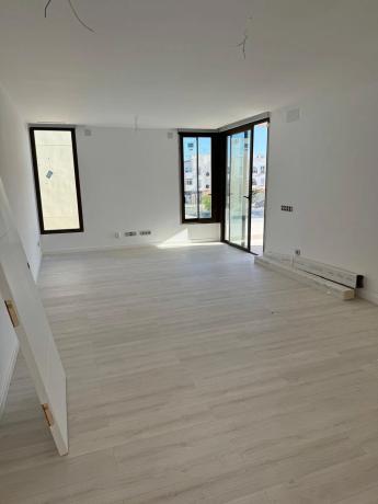 Piso en venta en calle des Cap Martinet, 25