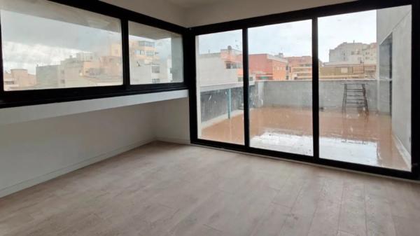 Piso en venta en calle Torcuato Luca Tena