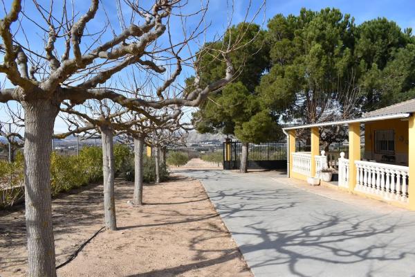 Casa independiente en Peña Rubia, 61