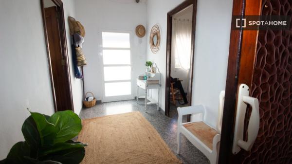 Apartamento de 3 dormitorios en Dénia, Alicante