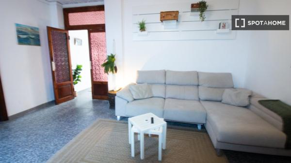 Apartamento de 3 dormitorios en Dénia, Alicante