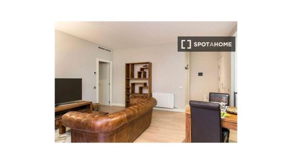 Cały apartament z 2 sypialniami w Barcelonie