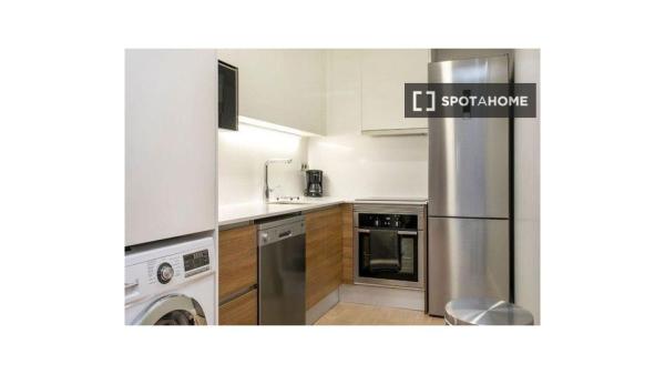 Cały apartament z 2 sypialniami w Barcelonie