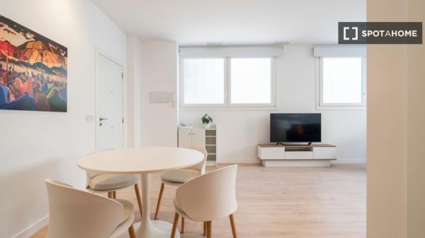 Precioso apartamento estudio en alquiler en Valencia