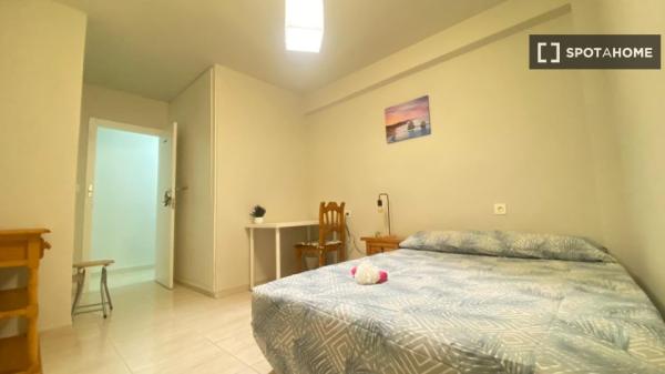 Habitación en piso compartido en Murcia