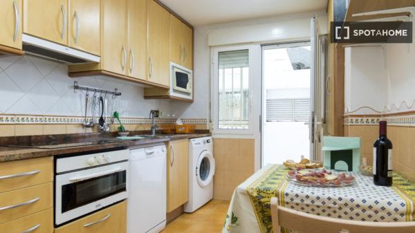 Habitación en piso compartido en Zaragoza