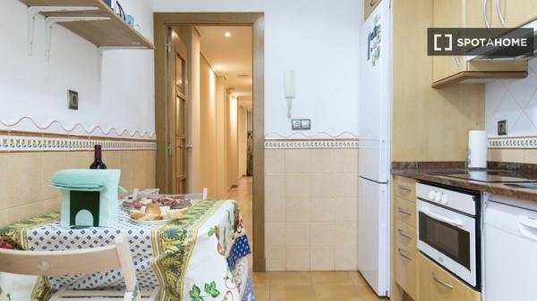 Habitación en piso compartido en Zaragoza