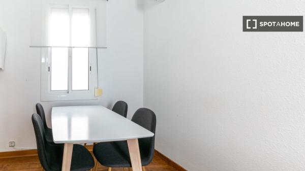 Amplio apartamento de 1 dormitorio en Barcelona