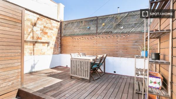 Precioso ático tipo loft en calle Casanova, Barcelona