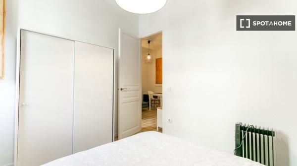 Apartamento totalmente equipado a unos pasos del metro Poblenou