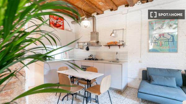 Apartamento moderno con balcón exterior en Sants-Montjuic