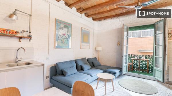 Apartamento moderno con balcón exterior en Sants-Montjuic