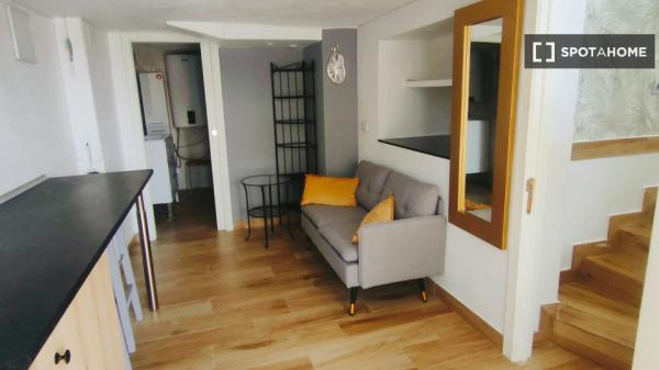 Piso de 1 dormitorio en alquiler en Málaga