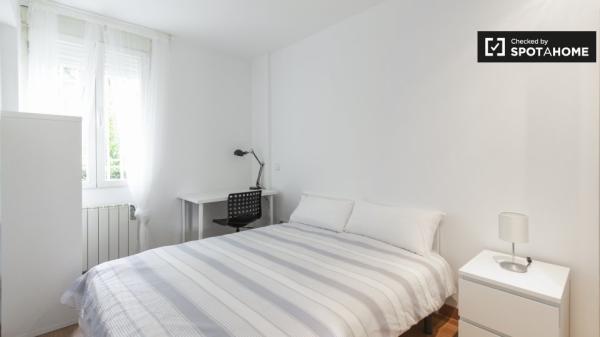 Moderno apartamento estudio en alquiler en Aluche, Madrid.