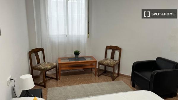 Habitación en piso compartido en Mislata