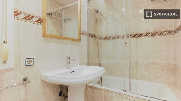 Apartamento de 3 habitaciones en alquiler en Vila De Gràcia, Barcelona