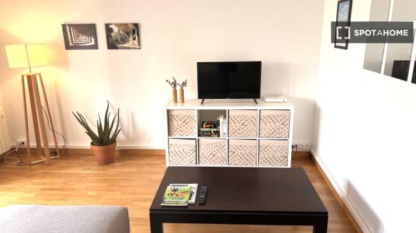 Quarto para alugar em apartamento de 4 quartos em Barcelona