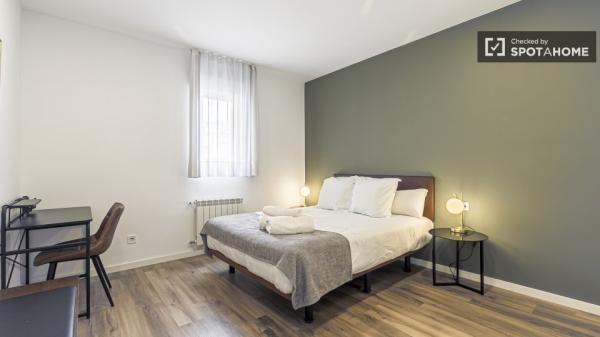 Apartamento de 2 dormitorios en alquiler en Sant Gervasi, Barcelona