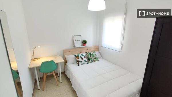 Habitación en piso compartido en Granada