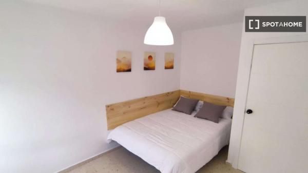 Habitación en piso compartido en Granada