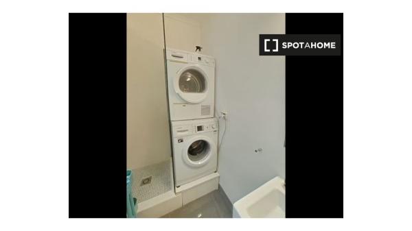 Apartamento entero de 3 habitaciones en Barcelona.