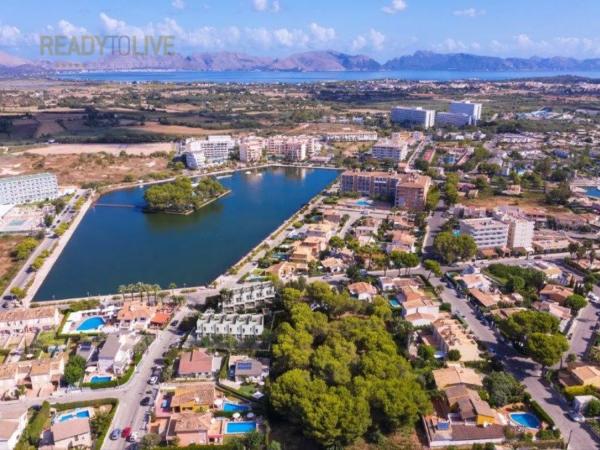 en Lago Menor , Puerto de Alcudia